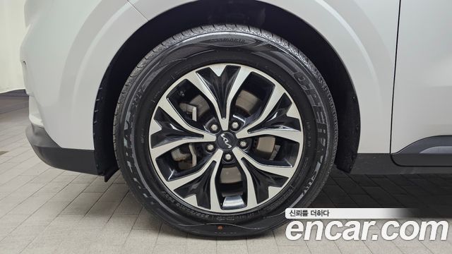 Kia Carnival (IV) Diesel 9-Seater Prestige 2023 — фото 5
