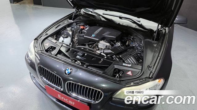 BMW 5 Series (F10) 528i 2013 — фото 6