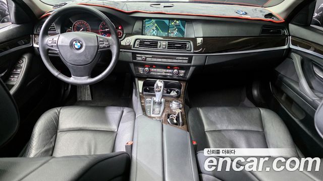 BMW 5 Series (F10) 528i 2013 — фото 7