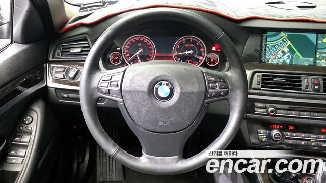 BMW 5 Series (F10) 528i 2013 — фото 13
