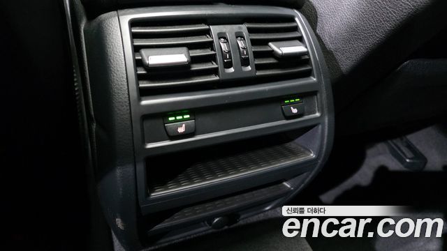 BMW 5 Series (F10) 528i 2013 — фото 18