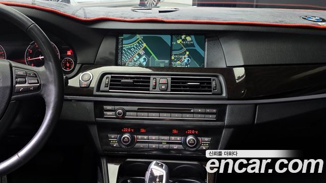 BMW 5 Series (F10) 528i 2013 — фото 19