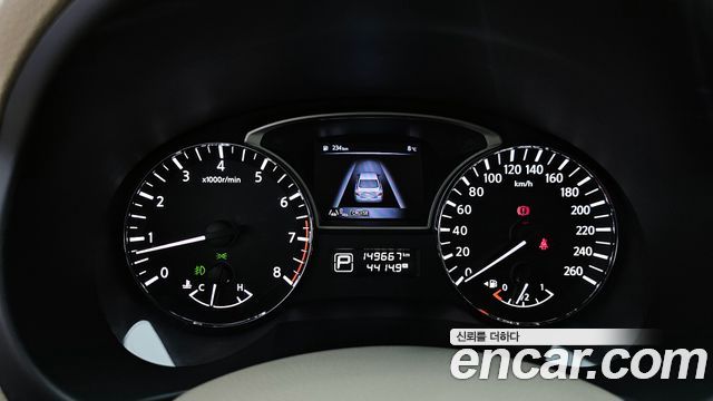 Nissan Altima 2.5 Tech L33 2016 — фото 8