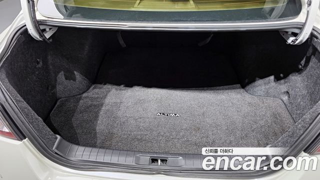 Nissan Altima 2.5 Tech L33 2016 — фото 20