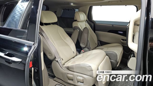 Kia Carnival (IV) Gasoline 7-Seater Signature 2021 — фото 12