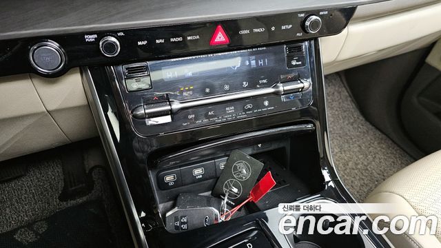 Kia Carnival (IV) Gasoline 7-Seater Signature 2021 — фото 16