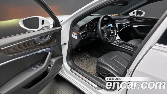 Audi A6 (C8) 45 TFSI Premium 2022 — фото 11