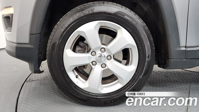 Jeep Compass (II) 2.4 Longitude AWD 2018 — фото 5