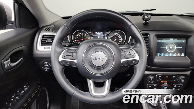 Jeep Compass (II) 2.4 Longitude AWD 2018 — фото 13