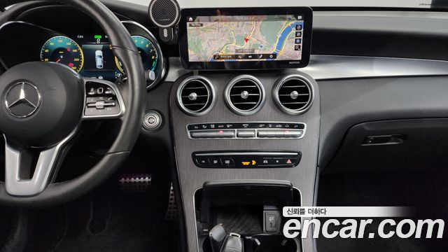Mercedes-Benz GLC-Class (X253) GLC300e 4MATIC Coupe 2021 — фото 15
