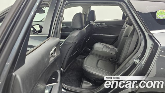 Kia Sportage (V) Diesel 2.0 2WD Prestige 2022 — фото 12
