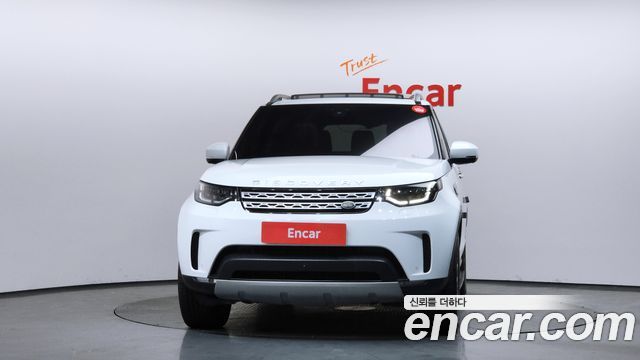 Land Rover Discovery 5 3.0 TD6 HSE Luxury 2018 — фото 3