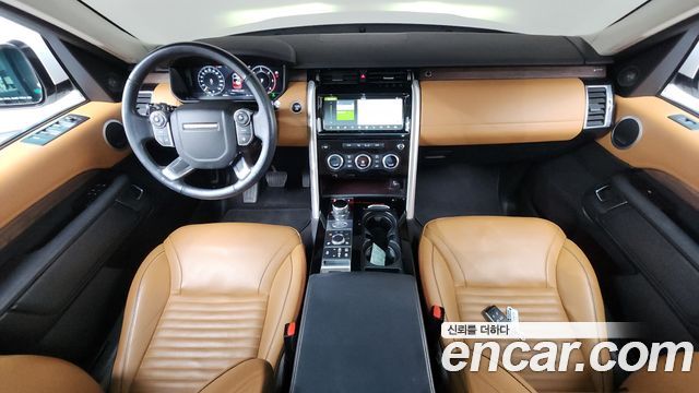 Land Rover Discovery 5 3.0 TD6 HSE Luxury 2018 — фото 7