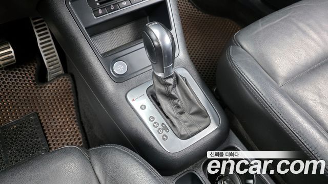 Volkswagen Tiguan 2.0 TDI R-Line 5N 2013 — фото 9