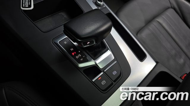 Audi Q5 (FY) 45 TFSI Quattro 2021 — фото 9