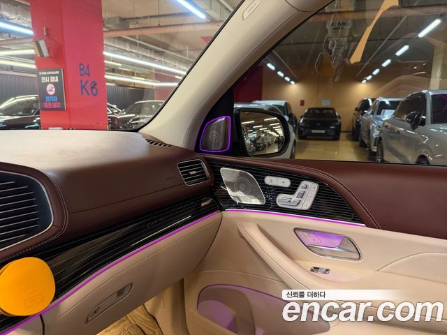 Mercedes-Benz GLS-Class (X167) Maybach GLS600 4MATIC 2023 — фото 20