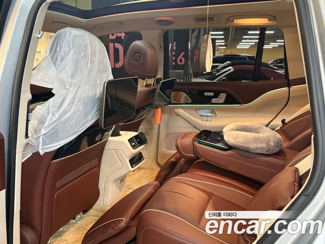 Mercedes-Benz GLS-Class (X167) Maybach GLS600 4MATIC 2023 — фото 24