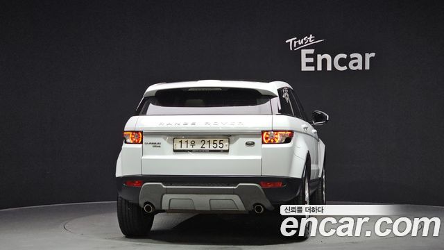 Land Rover Range Rover Evoque 2.2 SD4 Pure 2015 — фото 4