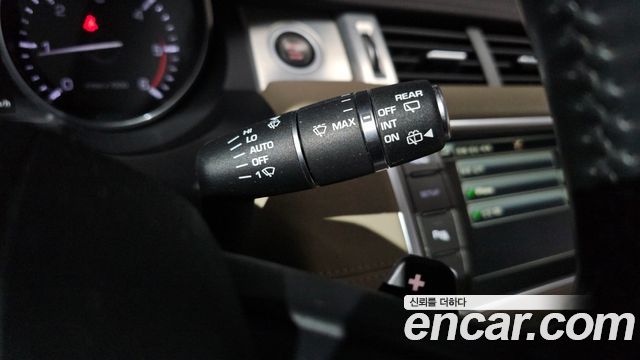 Land Rover Range Rover Evoque 2.2 SD4 Pure 2015 — фото 15