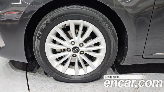 Kia K7 Premier 3.0 LPI Standard(Rented Car) 2021 — фото 5