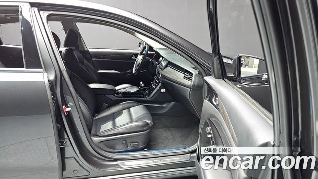 Kia K7 Premier 3.0 LPI Standard(Rented Car) 2021 — фото 11