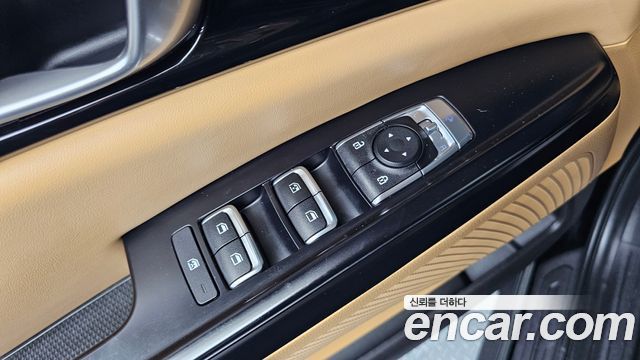 Kia Carnival (IV) Diesel 9-Seater Prestige 2023 — фото 17