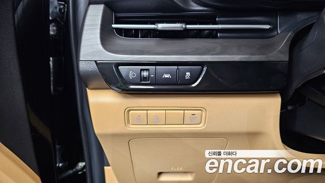 Kia Carnival (IV) Diesel 9-Seater Prestige 2023 — фото 18