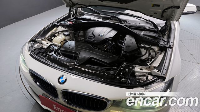 BMW 3 Series GT (F34) GT 320d xDrive Premium 2021 — фото 6