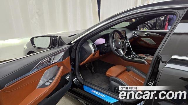BMW 8 Series (G15) M850i xDrive Gran Coupe 2023 — фото 10