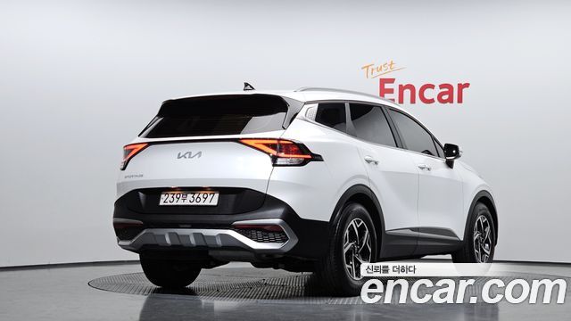 Kia Sportage (V) Diesel 2.0 2WD Prestige 2022 — фото 2