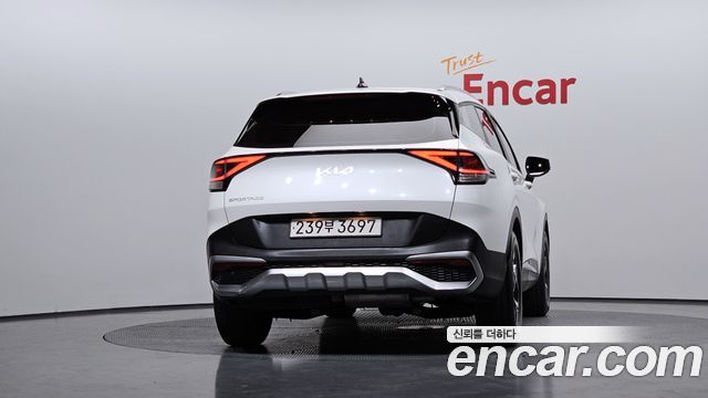 Kia Sportage (V) Diesel 2.0 2WD Prestige 2022 — фото 4