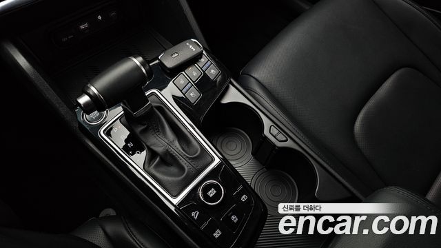 Kia Sportage (V) Diesel 2.0 2WD Prestige 2022 — фото 9
