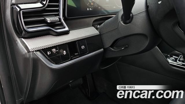 Kia Sportage (V) Diesel 2.0 2WD Prestige 2022 — фото 17
