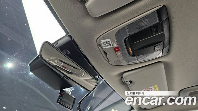 Kia Sportage (V) Diesel 2.0 2WD Prestige 2022 — фото 18
