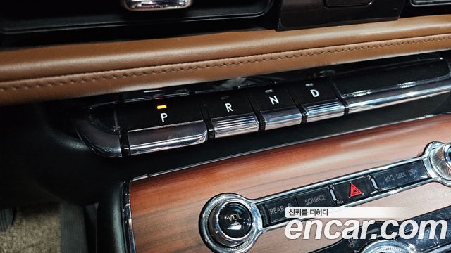 Lincoln Aviator (II) 3.0 Reserve  AWD 2021 — фото 9