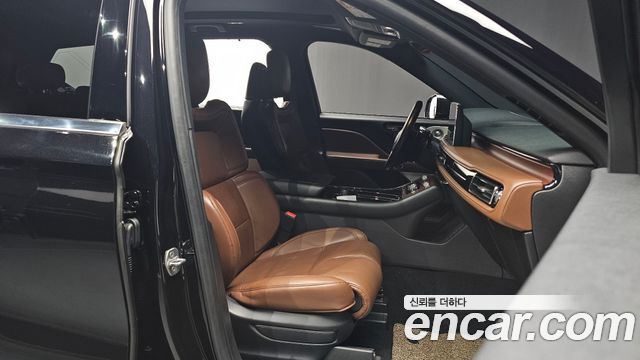 Lincoln Aviator (II) 3.0 Reserve  AWD 2021 — фото 10