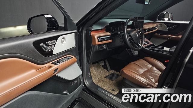 Lincoln Aviator (II) 3.0 Reserve  AWD 2021 — фото 11