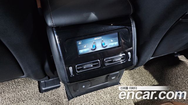 Lincoln Aviator (II) 3.0 Reserve  AWD 2021 — фото 18