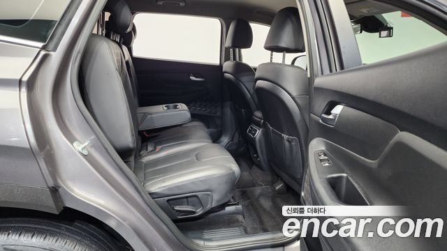 Hyundai Santa Fe Diesel 2.2 4WD Exclusive 2023 — фото 12