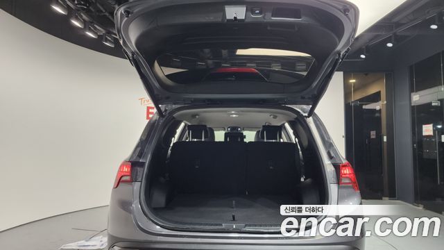 Hyundai Santa Fe Diesel 2.2 4WD Exclusive 2023 — фото 20