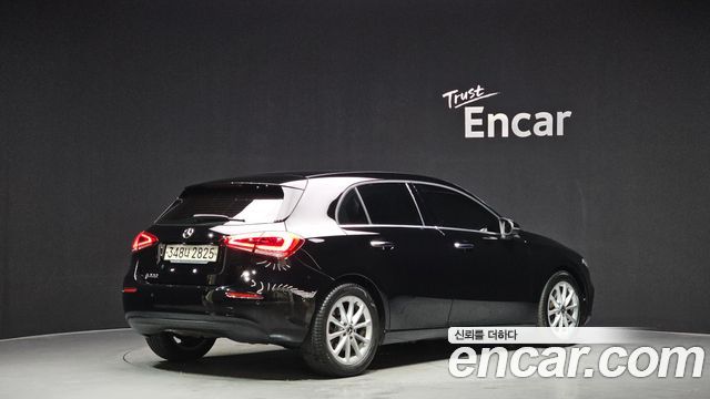 Mercedes-Benz A-Class (W177) A220 Hatchback 2020 — фото 2