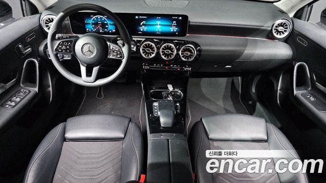 Mercedes-Benz A-Class (W177) A220 Hatchback 2020 — фото 7