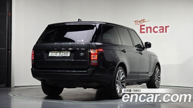 Land Rover Range Rover (IV) 5.0 SC AB LWB 2017 — фото 2