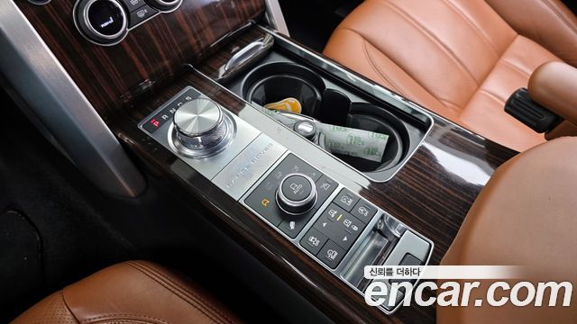 Land Rover Range Rover (IV) 5.0 SC AB LWB 2017 — фото 9