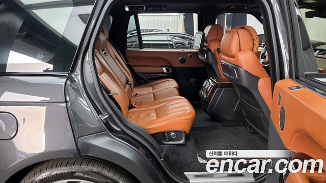 Land Rover Range Rover (IV) 5.0 SC AB LWB 2017 — фото 12