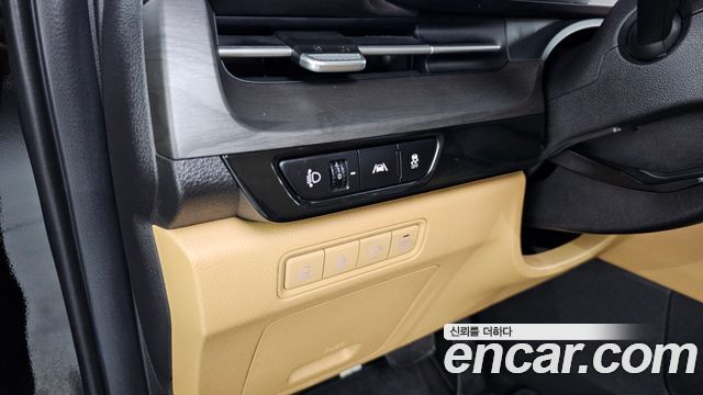Kia Carnival (IV) Gasoline 7-Seater Noblesse 2023 — фото 18