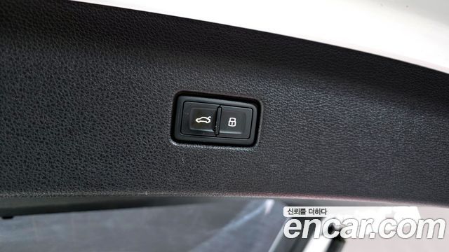 Audi Q8 (4M) 50 TDI Quattro Premium 2021 — фото 20