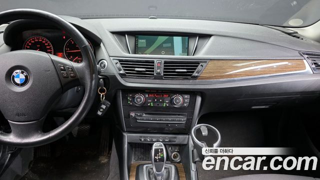 BMW X1 (E84) xDrive 20d 2014 — фото 18