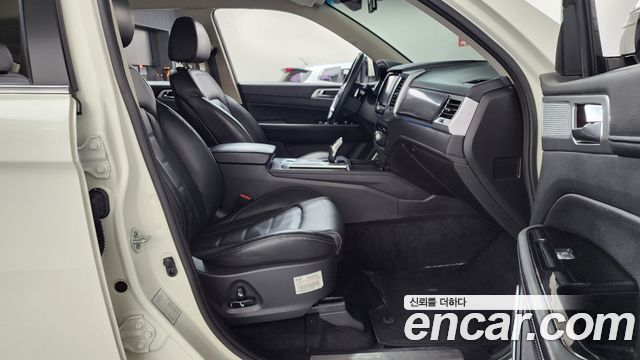 KG Mobility (SsangYong) Rexton Diesel 2.2 2WD Luxury 2023 — фото 20