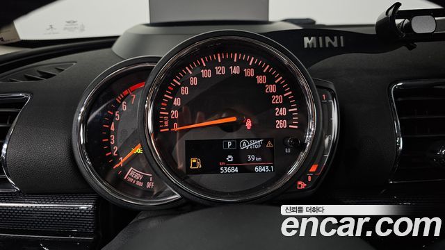 MINI Cooper Clubman High 2nd 2018 — фото 8